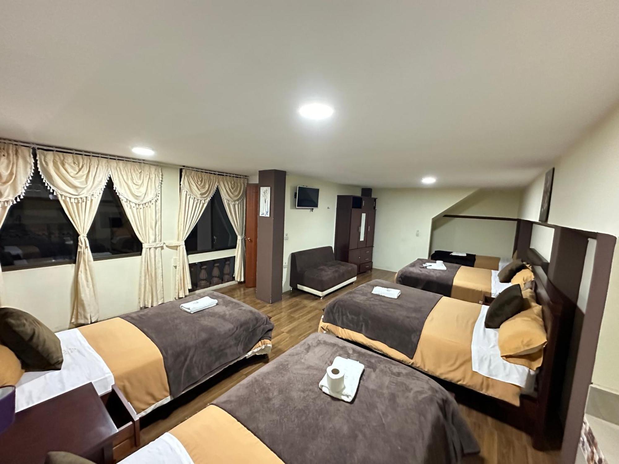 Hotel Casa Santa Lucia Баньос Экстерьер фото